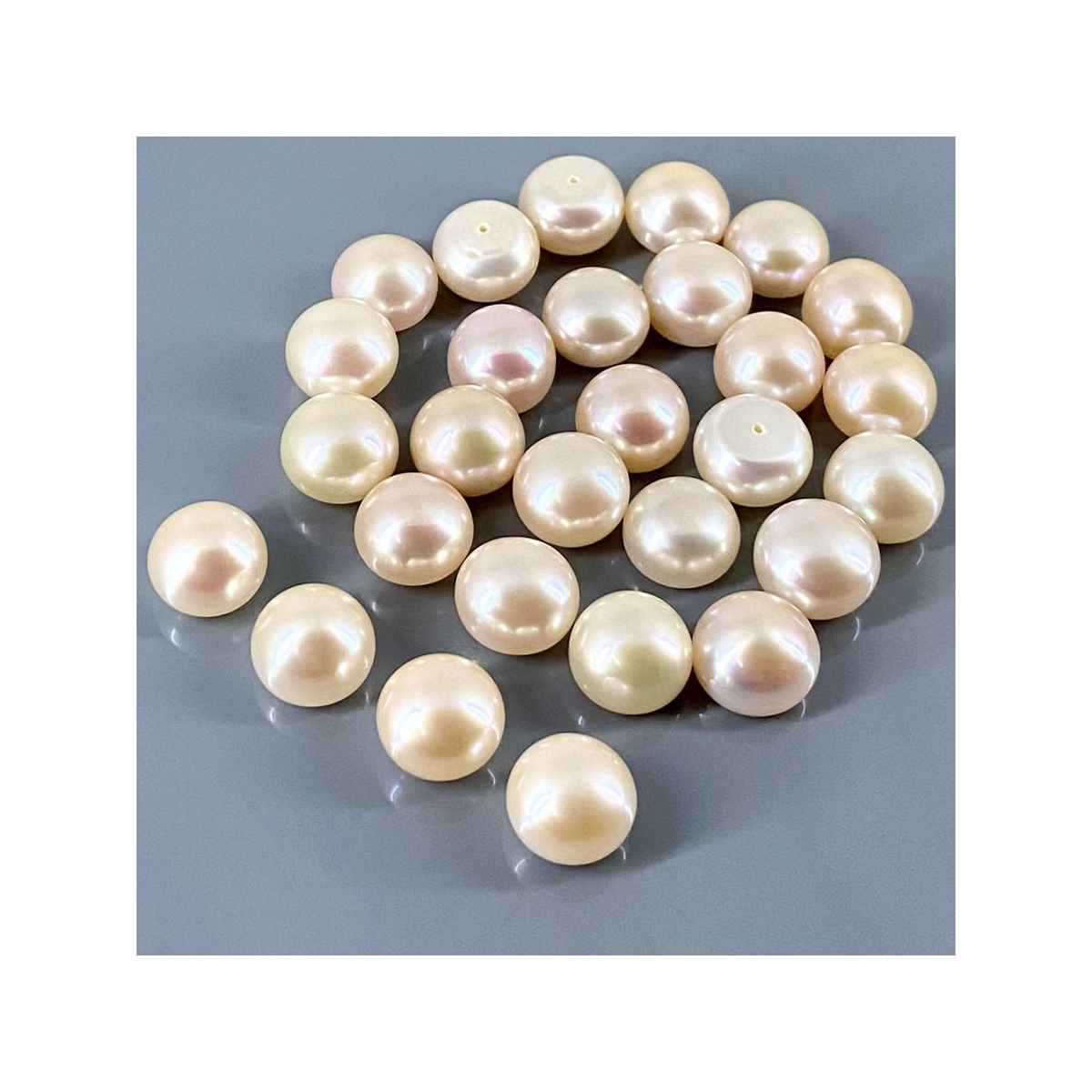 8-8.5 Mm AAA Gray Semi-round Freshwater Pearls Genuine Smooth and Round Pearl  Beads High Luster Pinkish Gray Color Freshwater Pearls 535 
