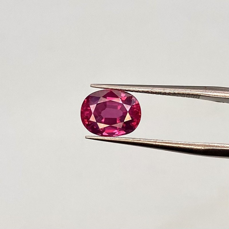 Ruby Faceted Oval Shape Loose Gemstone - 8.85x6.98x5.05mm - 1 Pc. - 3.04 Cts.
