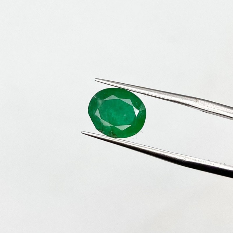  2.28 Cts. Emerald 9.65x7.98x4.68mm Faceted Oval Shape A+ Grade Loose Gemstone - Total 1 Pc.