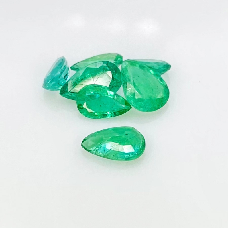 3.85 Cts. Emerald 6.5x4-8x5mm Faceted Pear Shape A Grade Gemstones Parcel - Total 7 Pcs.