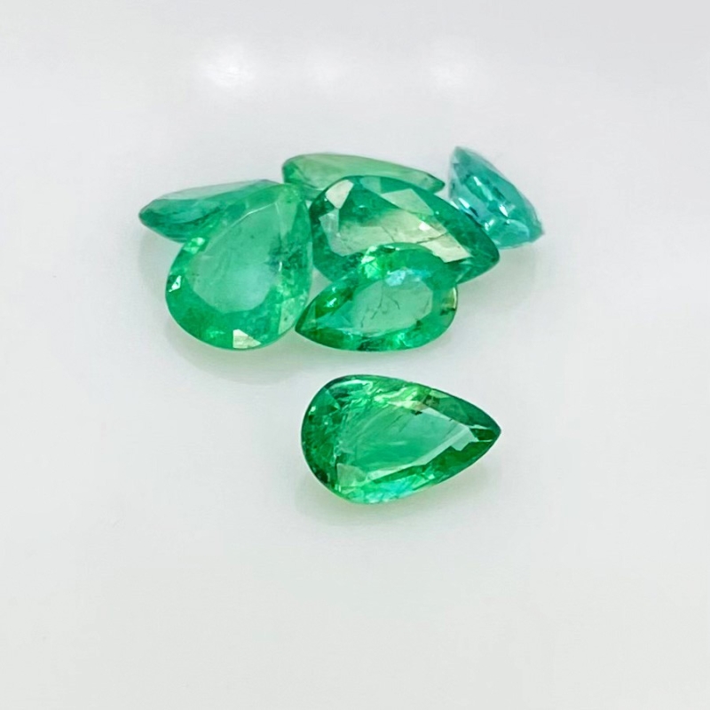 3.85 Cts. Emerald 6.5x4-8x5mm Faceted Pear Shape A Grade Gemstones Parcel - Total 7 Pcs.