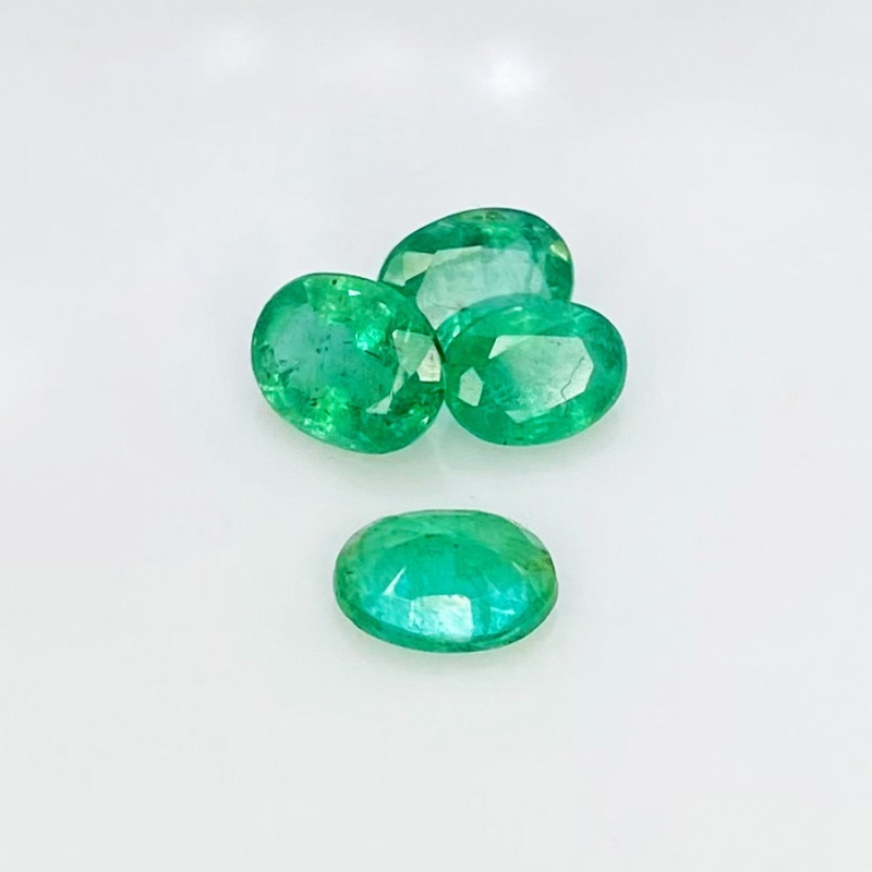 3.60 Cts. Emerald 6.5x5-7.5x6mm Faceted Oval Shape A Grade Gemstones Parcel - Total 4 Pcs.