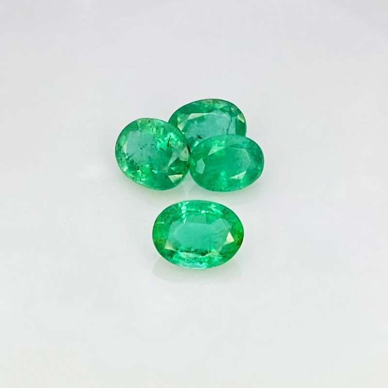 3.60 Cts. Emerald 6.5x5-7.5x6mm Faceted Oval Shape A Grade Gemstones Parcel - Total 4 Pcs.