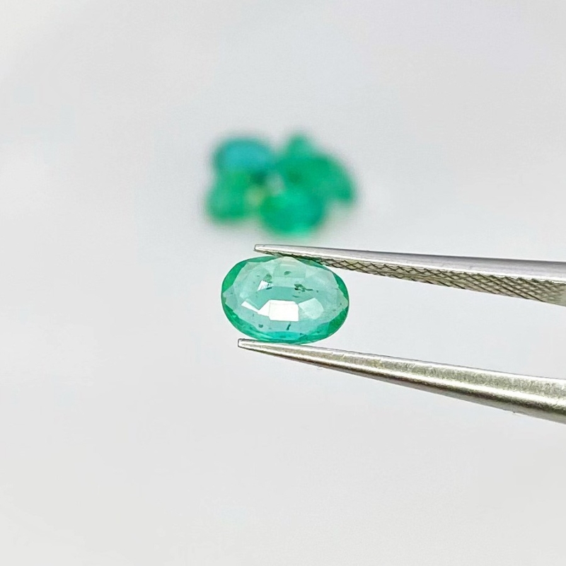 3.40 Cts. Emerald 6.5x4.5mm Faceted Oval Shape A Grade Gemstones Parcel - Total 6 Pcs.
