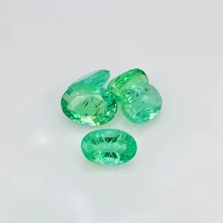 2.70 Cts. Emerald 6.5x3.5-7x5mm Faceted Oval Shape A Grade Gemstones Parcel - Total 5 Pcs.