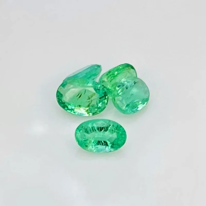 2.70 Cts. Emerald 6.5x3.5-7x5mm Faceted Oval Shape A Grade Gemstones Parcel - Total 5 Pcs.