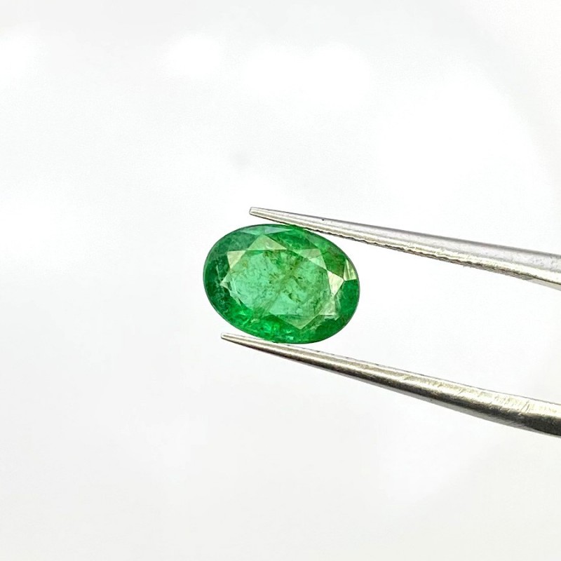 Emerald Faceted Oval Shape Loose Gemstone - 9x6.5 - 1 Pc. - 1.53 Carat