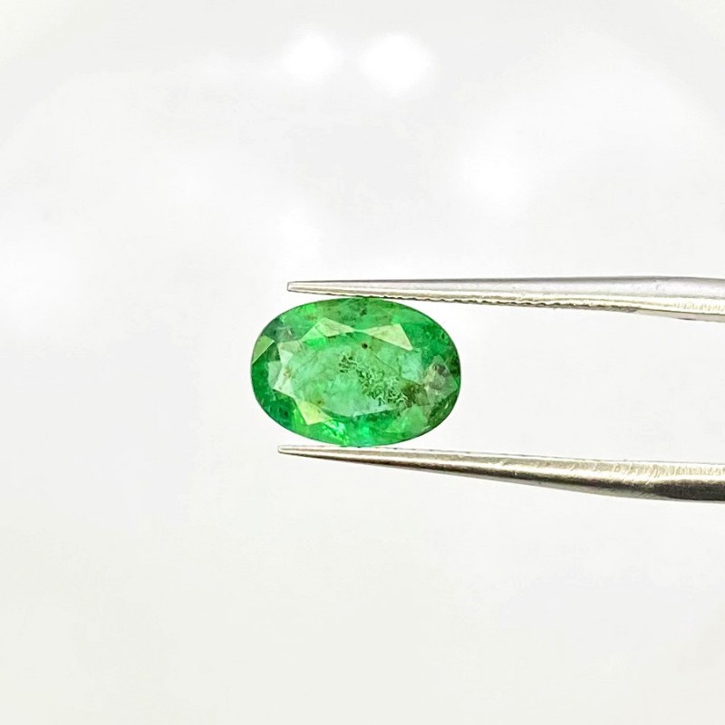 Emerald Faceted Oval Shape Loose Gemstone - 10x7mm - 1 Pc. - 1.54 Carat