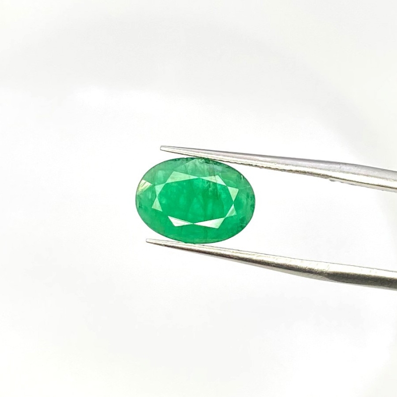  2.08 Cts. Emerald 11x8mm Faceted Oval Shape A Grade Loose Gemstone - Total 1 Pc.