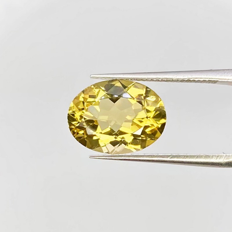 3.85 Carat Yellow Beryl 12.5x9.5mm Faceted Oval Shape AAA Grade Loose Gemstone - Total 1 Pc.