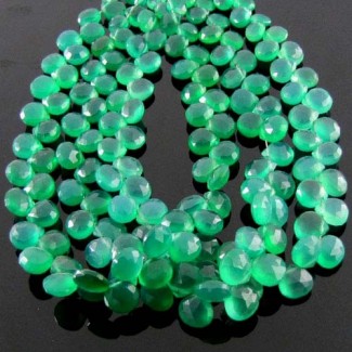 Green Onyx  Heart Shape Gemstone Briolette Strand - 6-7mm - 8 Inch