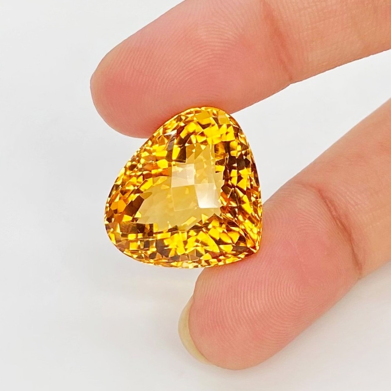 Citrine 20x18mm Checkerboard Heart AAA Grade Loose Gemstone - 158776