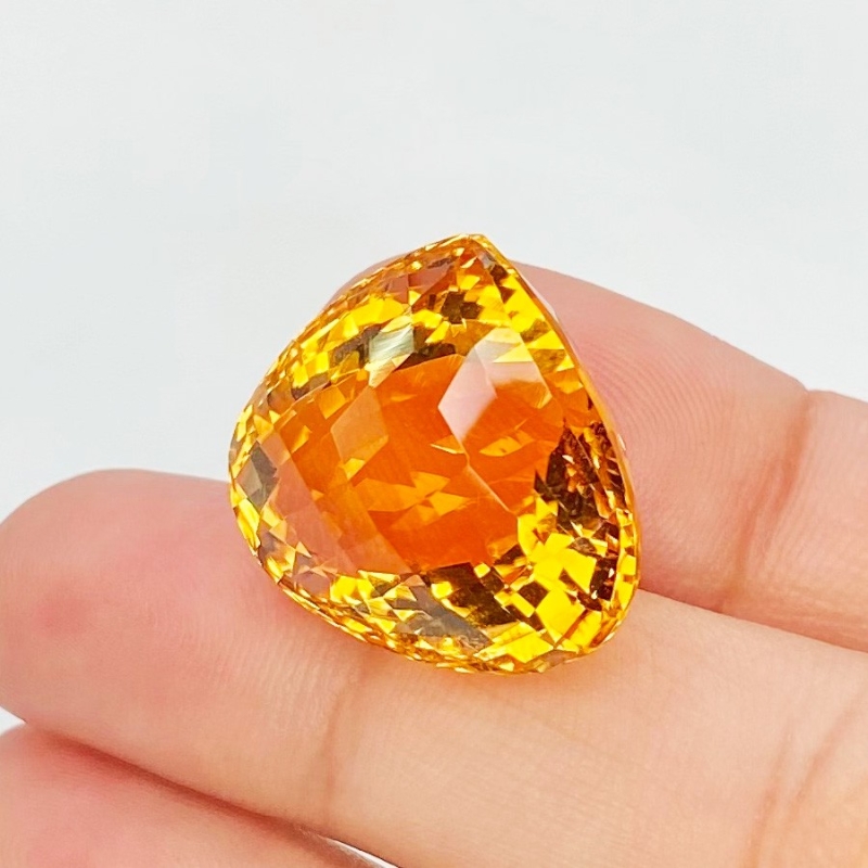 Citrine 20x18mm Checkerboard Heart AAA Grade Loose Gemstone - 158776