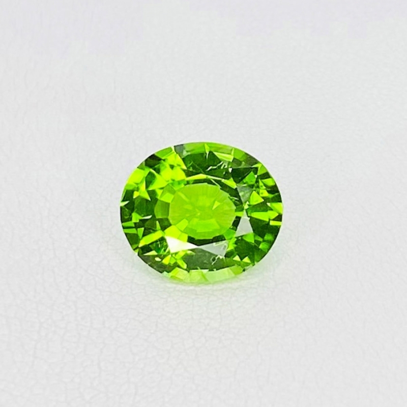 3.01 Cts. Peridot 10.04x8.61mm Faceted Oval Shape AAA Grade Loose Gemstone - Total  1 Pc.
