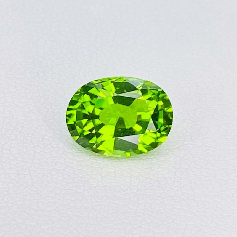 2.61 Cts. Peridot 9.75x7.32mm Faceted Oval Shape AAA Grade Loose Gemstone - Total  1 Pc.
