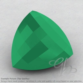 Green Onyx Trillion Shape Calibrated Briolettes
