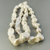 Pearl 20-28mm Smooth Fancy AA+ Beads Strand - 184118