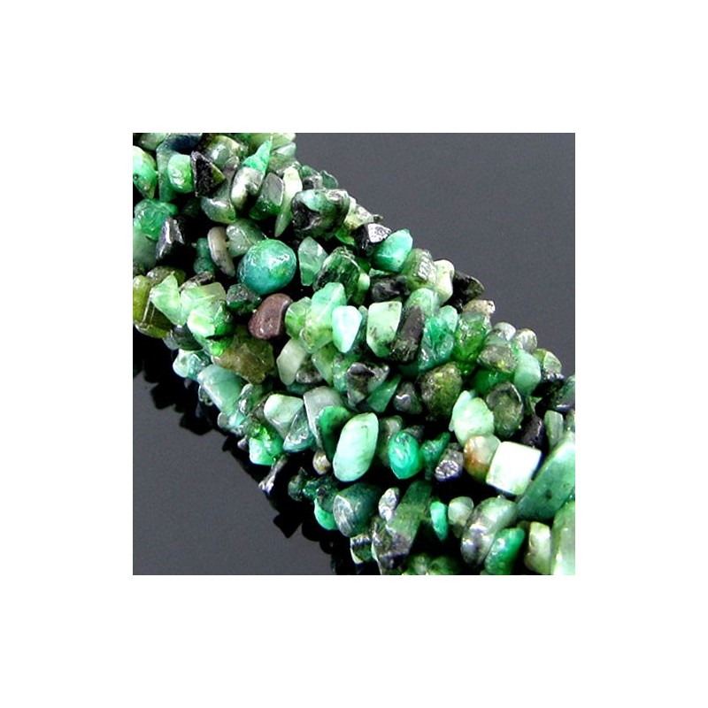 Emerald Tumbled Chip Shape Gemstone Beads Strand - 6-8mm - 36 Inch