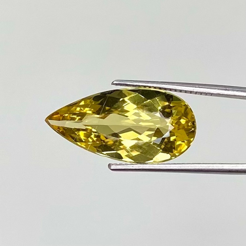  5.36 Cts. Yellow Beryl 18.5x9mm Faceted Pear Shape AAA Grade Loose Gemstone - Total 1 Pc.