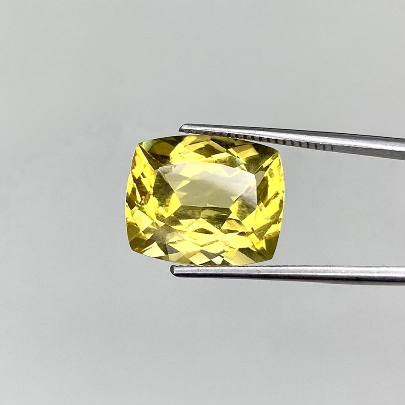  5.40 Cts. Yellow Beryl 12.5x10.5mm Faceted Cushion Shape AAA Grade Loose Gemstone - Total 1 Pc.