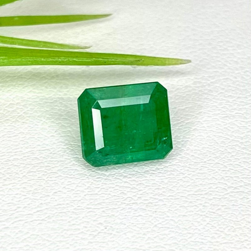Emerald Step Cut Octagon Shape Loose Gemstone - 8.80x7.61mm - 1 Pc. - 3.60 Cts.